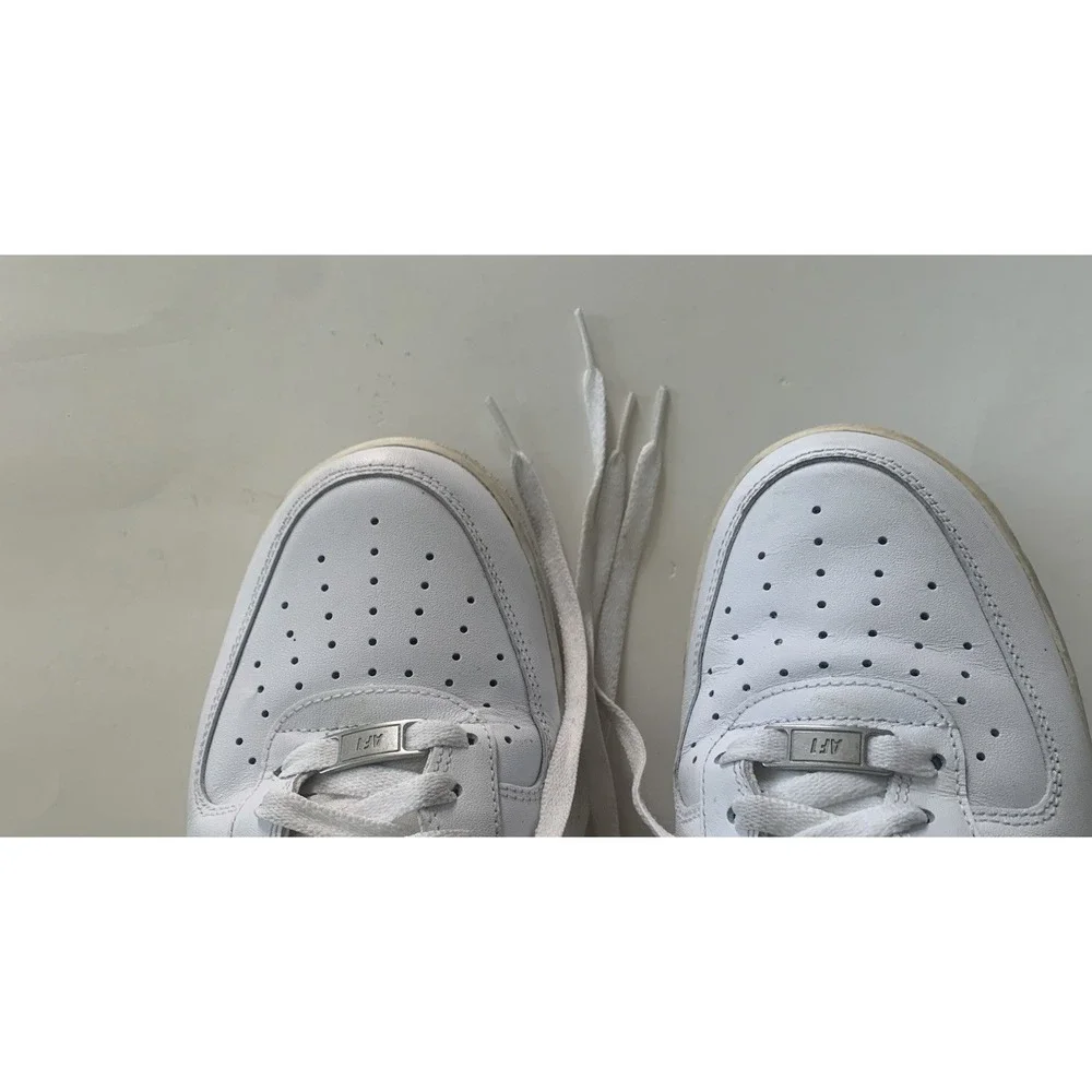 Nike Air Force 1 07 Low Triple White Men's Size 10.5 UK 9.5 / EU 44.5